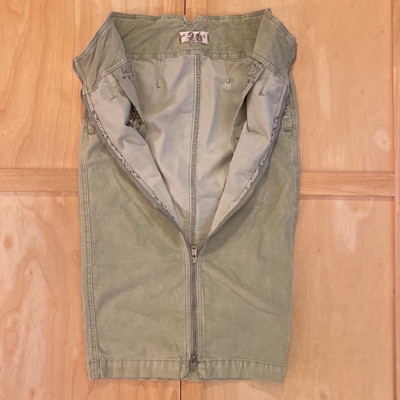 Free People We The Free I Want It All Light Green Corduroy Midi Skirt SZ26 - Picture 8 of 12